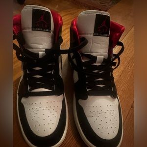 Black, White and Red Jordan 1 Mid Sz 9